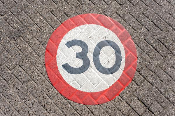 30 speed sign